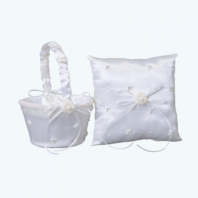 Wedding Pillow & Basket