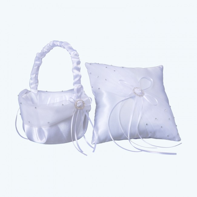 Wedding Pillow & Basket